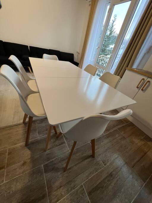 לה בורבול Appartement Style Chalet Standing 2 A 6 Personnes מראה חיצוני תמונה
